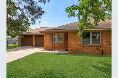 216 Schilling Street, Baytown, TX 77520 - Photo 1