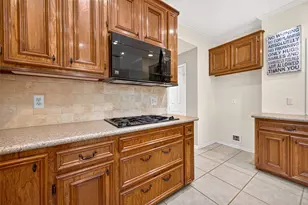 16723 Chewton Glen St, Tomball, TX 77377 - Photo 16
