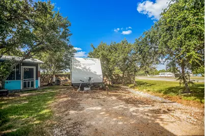 1673 W Harrison Avenue, Port O'Connor, TX 77982 - Photo 4