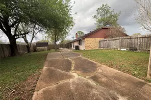 3806 Westheimer Pl Dr, Houston, TX 77082 - Photo 4