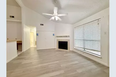 3806 Westheimer Place Drive, Houston, TX 77082 - Photo 10