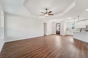 840 Barton Place Dr, Cleveland, TX 77327 - Photo 8