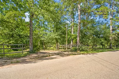 2342 Apache Drive, Montgomery, TX 77316 - Photo 32
