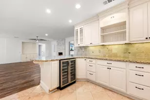 27202 Wells Ln, Conroe, TX 77385 - Photo 6