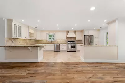 27202 Wells Lane, Conroe, TX 77385 - Photo 10