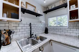 1121 Panama St, Houston, TX 77009 - Photo 12