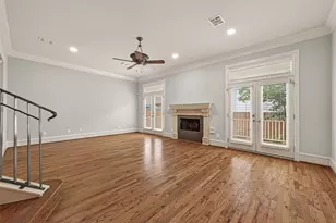 1337 Alexander St, Houston, TX 77008 - Photo 6