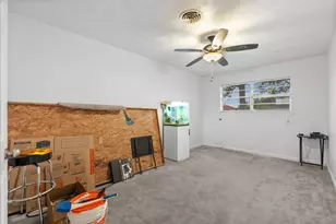 15918 Spinks Rd, Alvin, TX 77511 - Photo 14