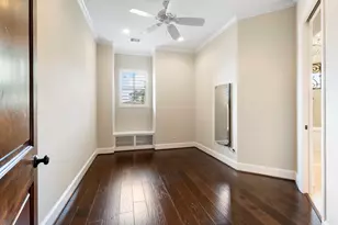 13 Pleasant Shadows Dr, Spring, TX 77389 - Photo 10