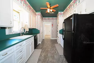 2801 Avenue I, Bay City, TX 77414 - Photo 32