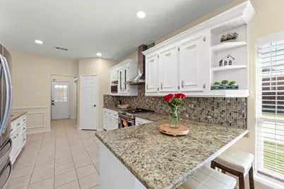 615 Cypress Avenue, Fresno, TX 77545 - Photo 10