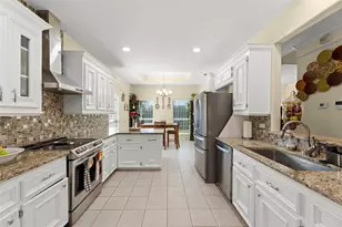 615 Cypress Ave, Fresno, TX 77545 - Photo 8