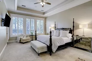 127 E Bracebridge Cir, The Woodlands, TX 77382 - Photo 12