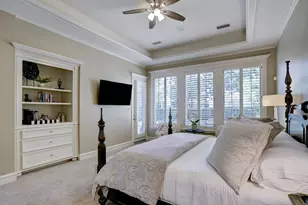 127 E Bracebridge Cir, The Woodlands, TX 77382 - Photo 14