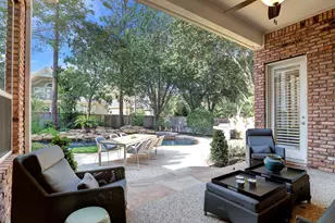 127 E Bracebridge Cir, The Woodlands, TX 77382 - Photo 40