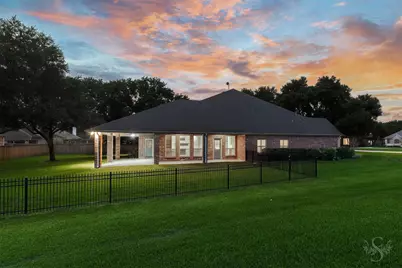 32611 Waltham Xing, Fulshear, TX 77441 - Photo 38