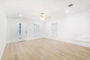 7211 Boyce St, Houston, TX 77020 - Photo 6