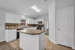 5734 Baldwin Elm St, Richmond, TX 77407 - Photo 2