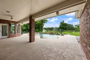 12010 Live Oak Dr, Magnolia, TX 77354 - Photo 10