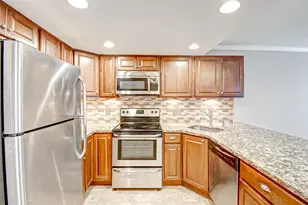 5151 Richmond Ave, Houston, TX 77056 - Photo 14