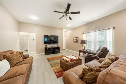 306 Helen Street, Cleveland, TX 77328 - Photo 10