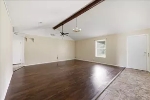 2901 23rd St, Orange, TX 77630 - Photo 8