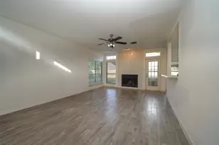 4610 Sunshine Dr, Sugar Land, TX 77479 - Photo 8