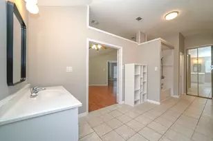 4610 Sunshine Dr, Sugar Land, TX 77479 - Photo 18