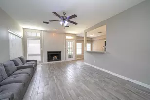 4610 Sunshine Dr, Sugar Land, TX 77479 - Photo 10