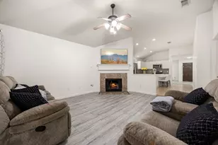 17739 Barton Point Ln, Richmond, TX 77407 - Photo 12