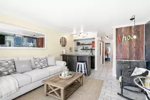 6300 Seawall Blvd, Galveston, TX 77551 - Photo 2