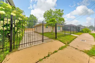 7732 Avenue I, Houston, TX 77012 - Photo 2