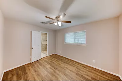 7732 Avenue I, Houston, TX 77012 - Photo 10