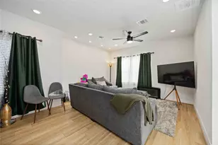 2211 Dan St, Houston, TX 77020 - Photo 4