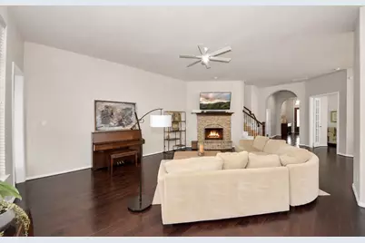 8131 Black Percher Street, Conroe, TX 77385 - Photo 4