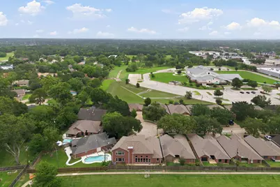 412 Live Oak Lane, Friendswood, TX 77546 - Photo 32