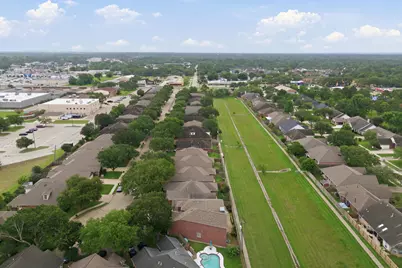 412 Live Oak Lane, Friendswood, TX 77546 - Photo 34