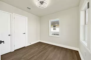 302 S 72nd St, Houston, TX 77011 - Photo 16