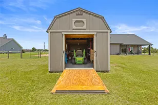 5213 Co Rd 127, Iola, TX 77861 - Photo 34