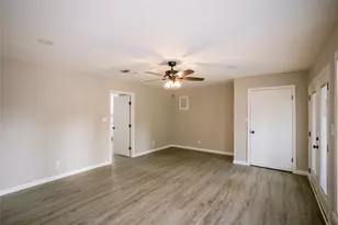 506 Rhodes Rd, Victoria, TX 77904 - Photo 18