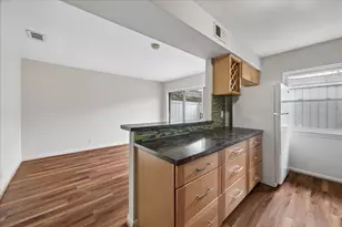 2065 Winrock Blvd, Houston, TX 77057 - Photo 12