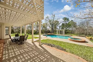 106 Melody Ln, Friendswood, TX 77546 - Photo 44