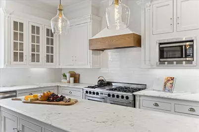 106 Melody Lane, Friendswood, TX 77546 - Photo 4