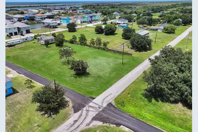 2101 Madison, Crystal Beach, TX 77650 - Photo 14