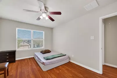 9106 Fuqua Breeze Drive, Houston, TX 77075 - Photo 22