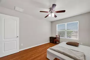 9106 Fuqua Breeze Dr, Houston, TX 77075 - Photo 26