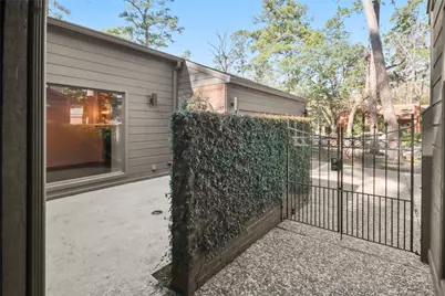 3122 Royal Crescent Drive, Houston, TX 77339 - Photo 4