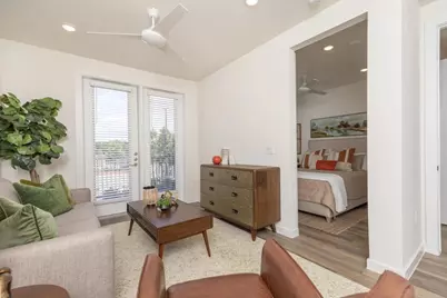 1690 North Loop #485, Houston, TX 77009 - Photo 2