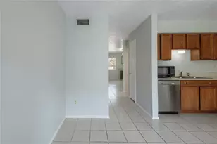 2521 Crosstimbers St, Huntsville, TX 77320 - Photo 14