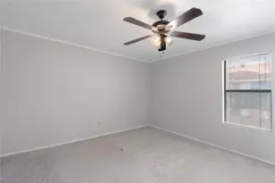 2521 Crosstimbers St, Huntsville, TX 77320 - Photo 26